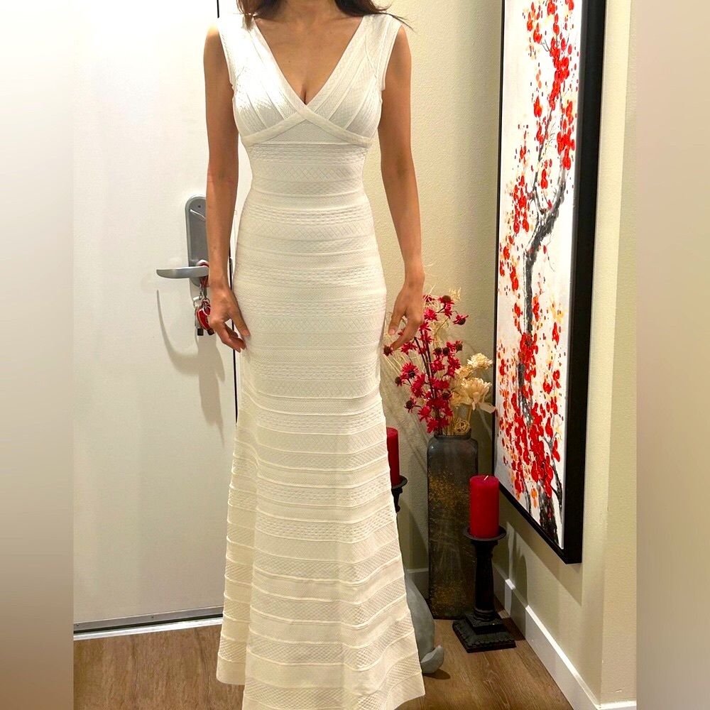 Hervé Léger Esti jacquard-effect bandage white gown